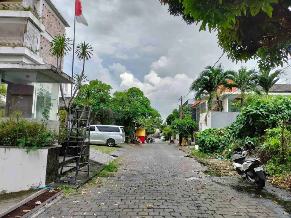 Tanah Premium Kaw Villa Hotel 240M2 Lebar12mtr Dkt Seminyak Jl8mtr Pav