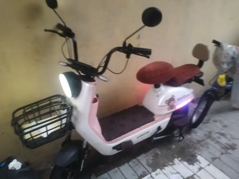 Sepeda listrik exotic v 3