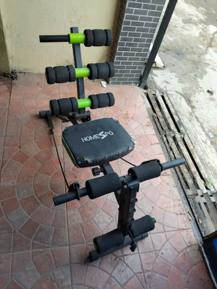 Alat olahraga fitnes gym sit up