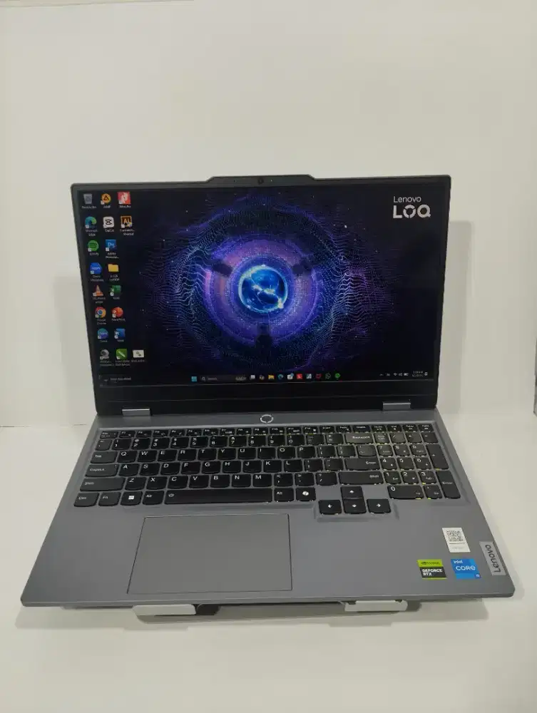 LAPTOP LENOVO LOQ 15IRX9