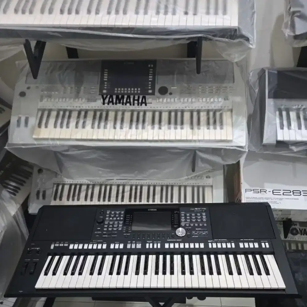 Dijual Yamaha PSR S975