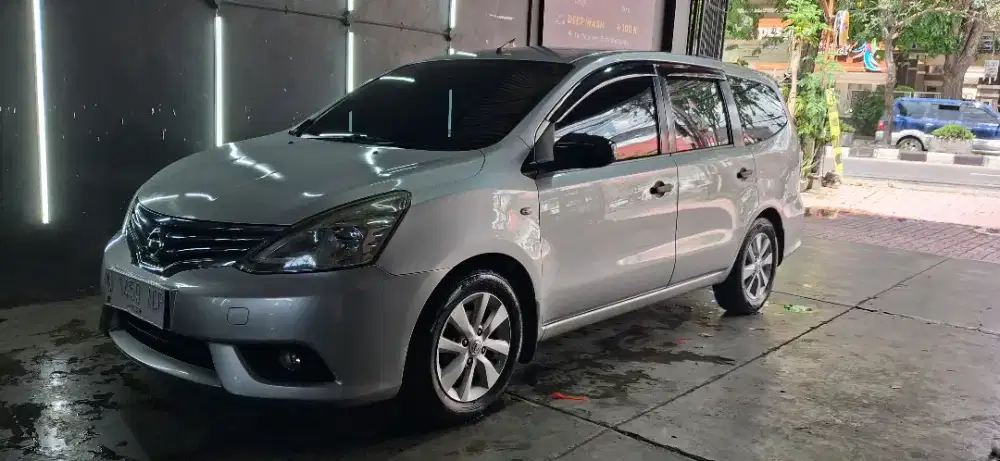Grand Livina SV 1.5 AT FACELIFT