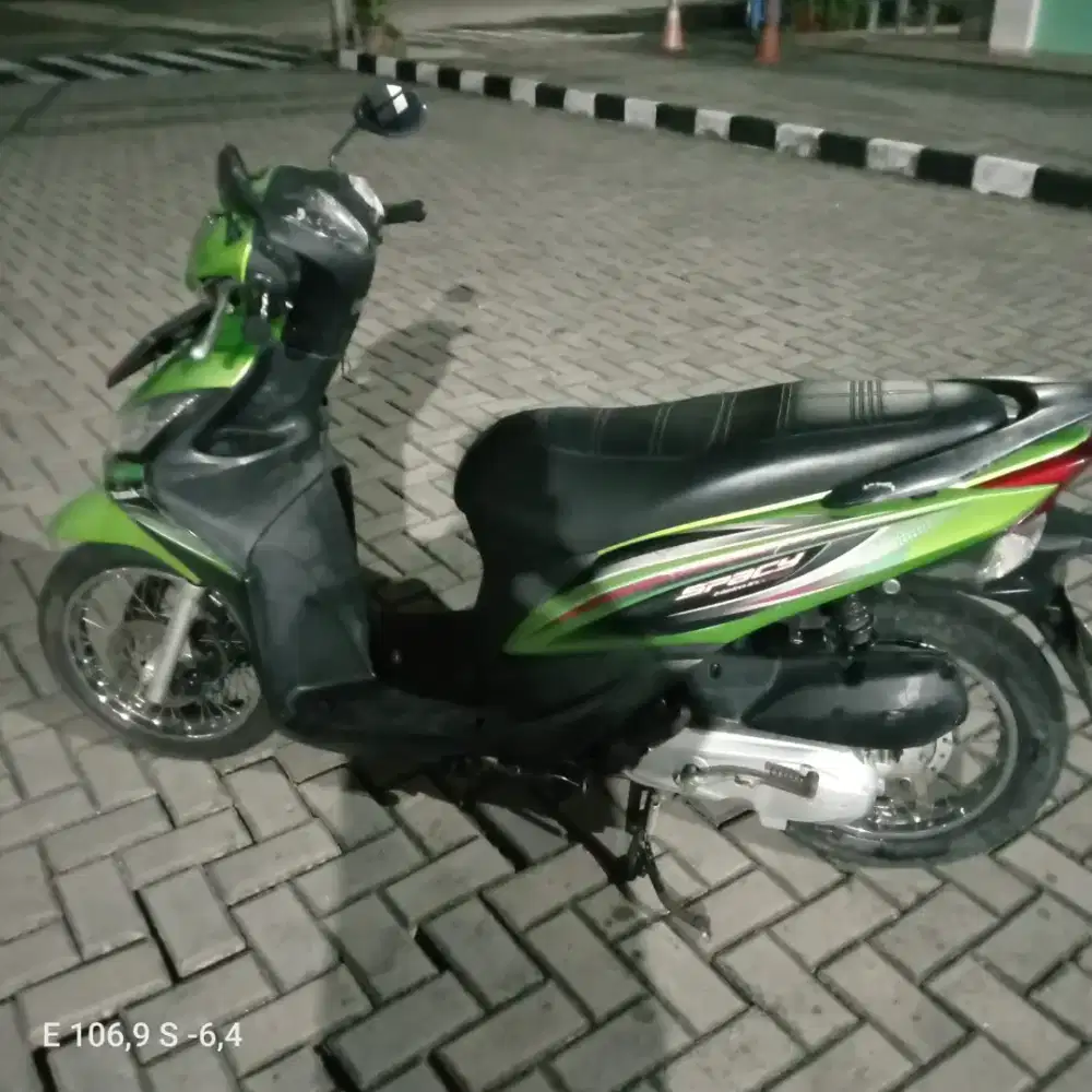 Honda Spacy 2011