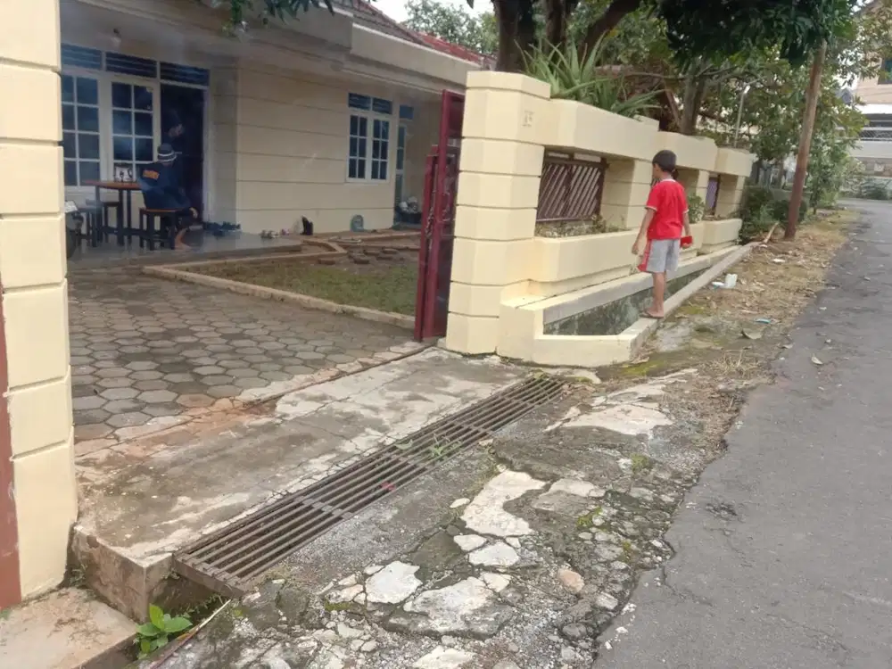 Dikontrakan rumah luas lega
