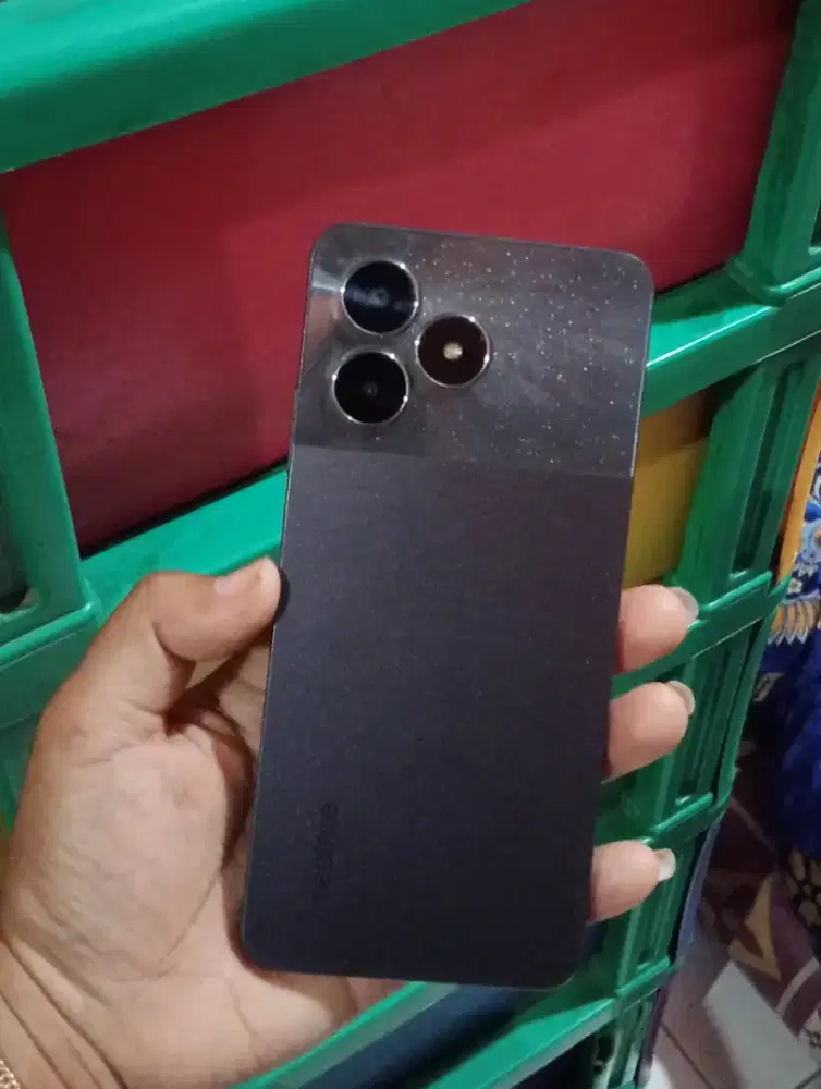 Realme note 50 ram 4+8/64!.