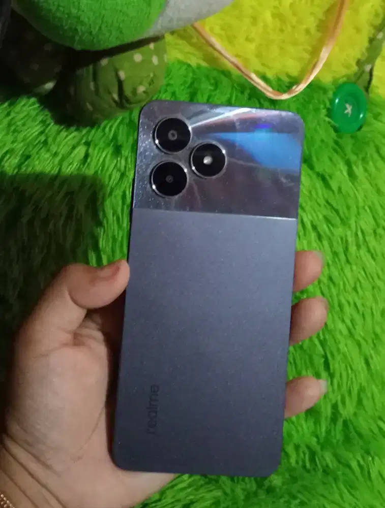 Realme note 50 ram 4+8/64!.