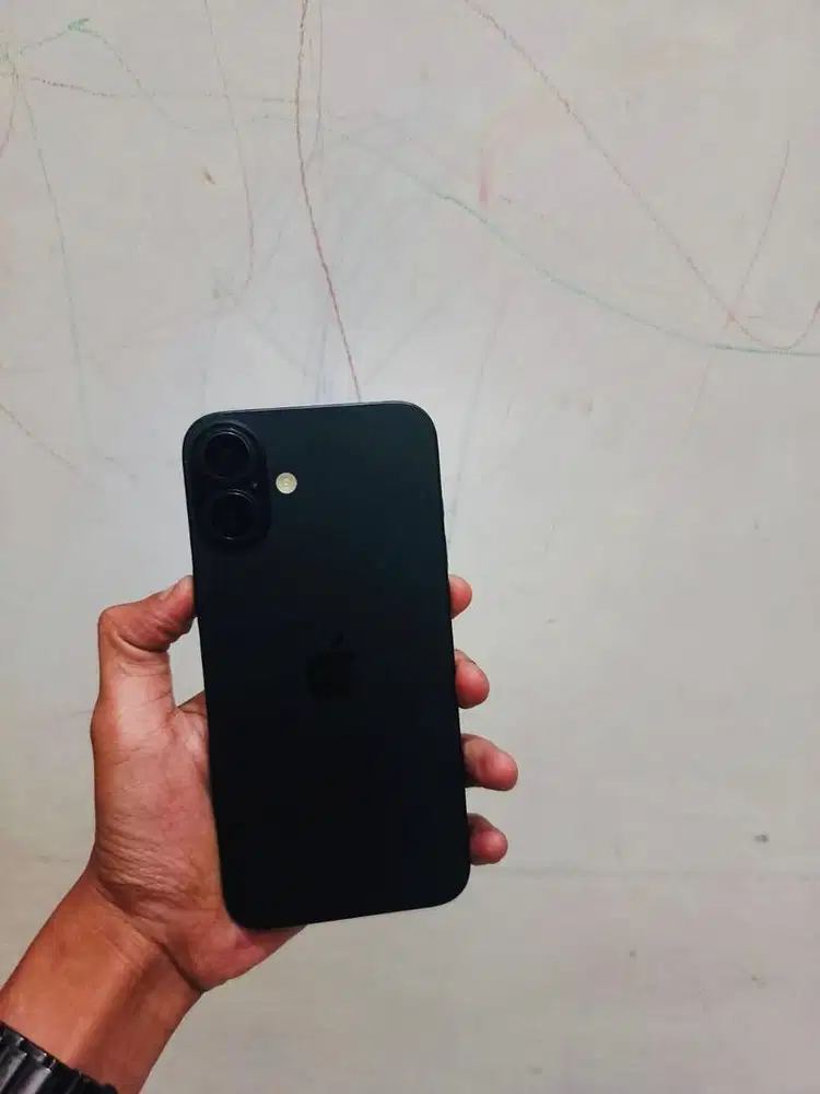 iPhone 16 plus 128gb inter