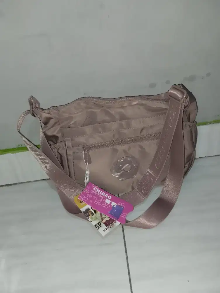 tas cewe baru no minus