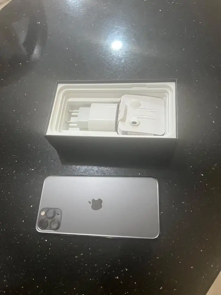 iphone 11 pro max 512gb apalag baru