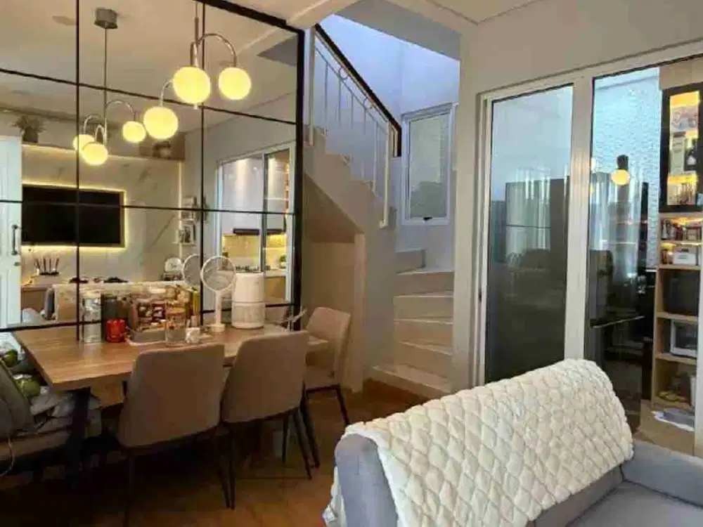 Dijual Rumah Full Furnish Siap Huni di Vanya Park, BSD City