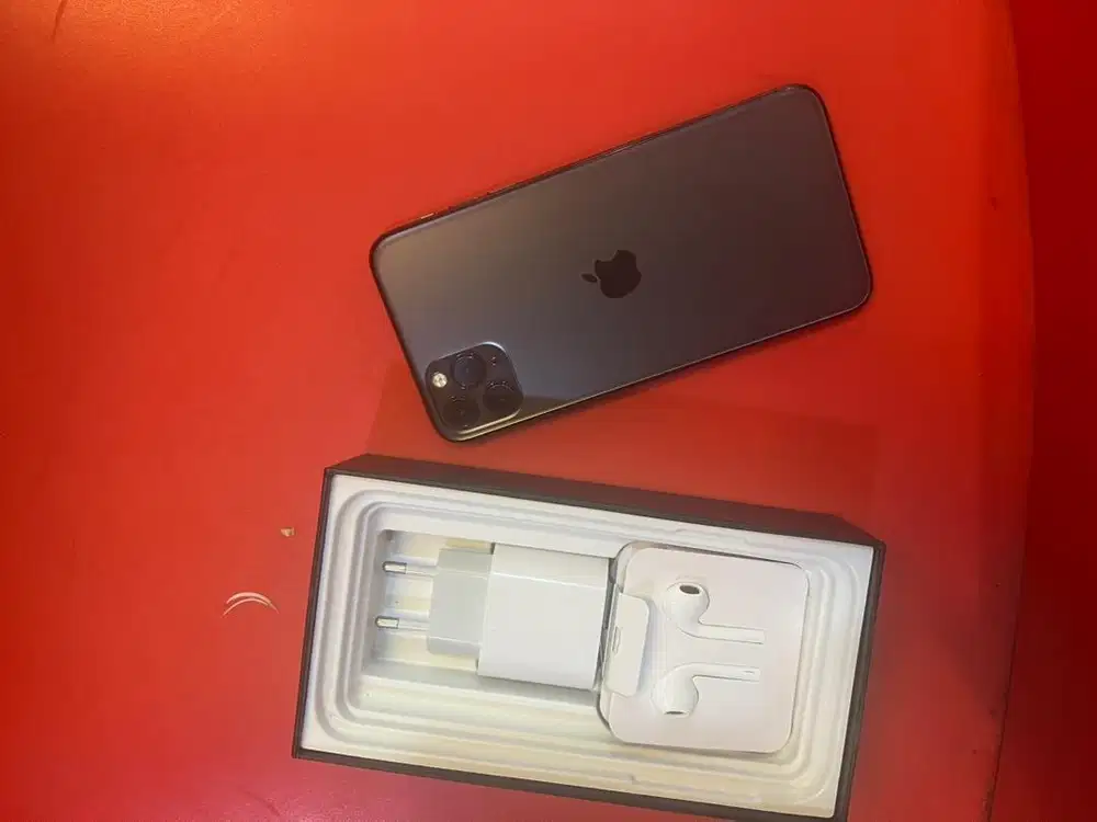 iphone 11 pro max 512gb karena ada bonus