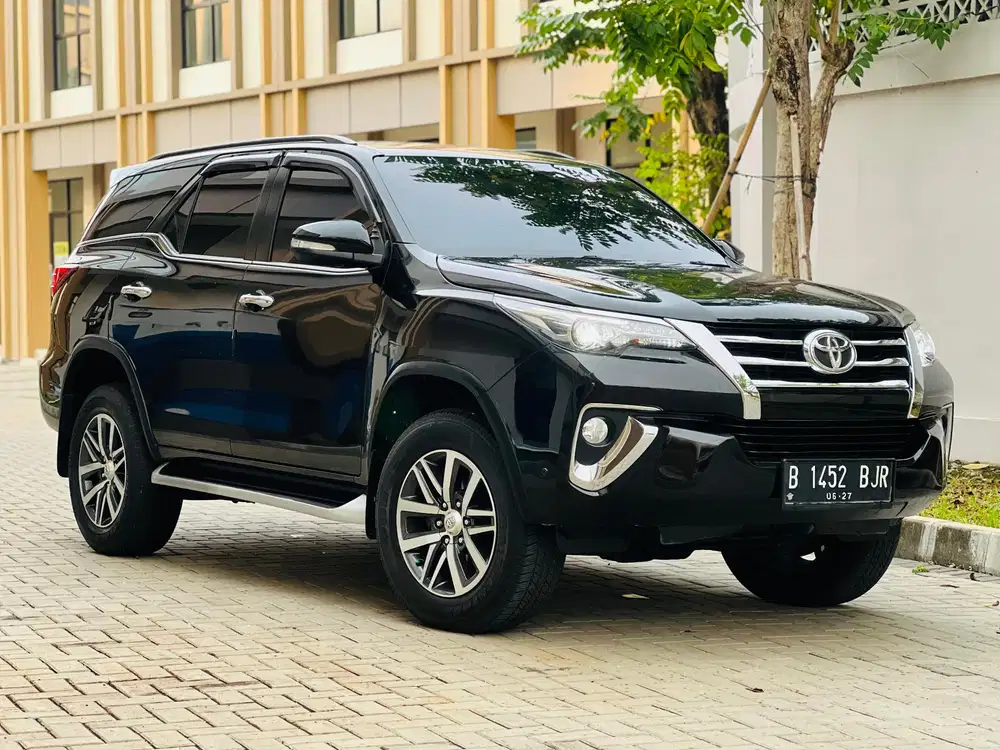 TOYOTA FORTUNER VRZ 4X2 DIESEL 2.4CC BIO SOLAR THN 2017 HITAM 2018