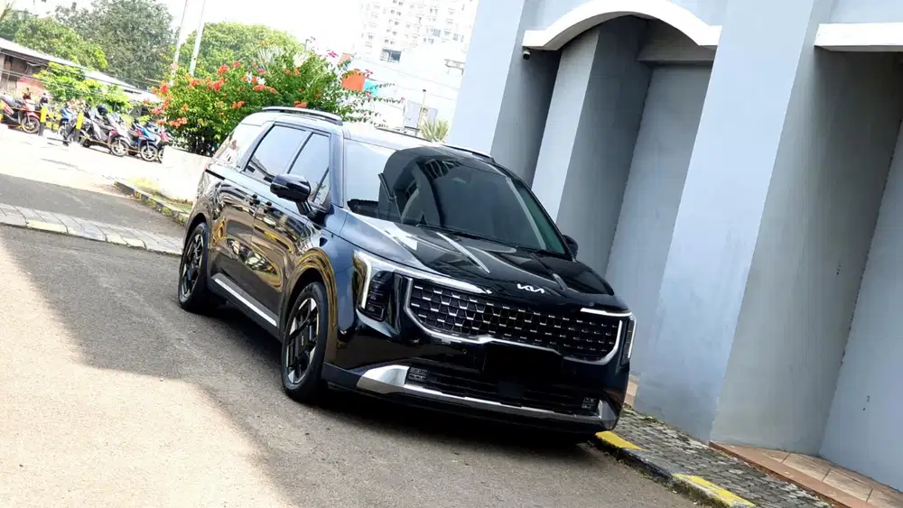 [ LOW KM ] Kia Grand Carnival Premiere 2.2 Diesel AT 2024/2025