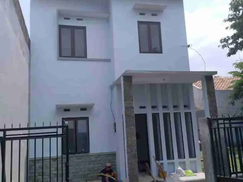 rumah murah 2 lt luas 148 di blimbing lokasi sumpil dekat a yani dekat ikan piranha serta dekat sekali ke jalan tol, hanya 12 menit ke kampus UB brawijaya dan poltek polinema