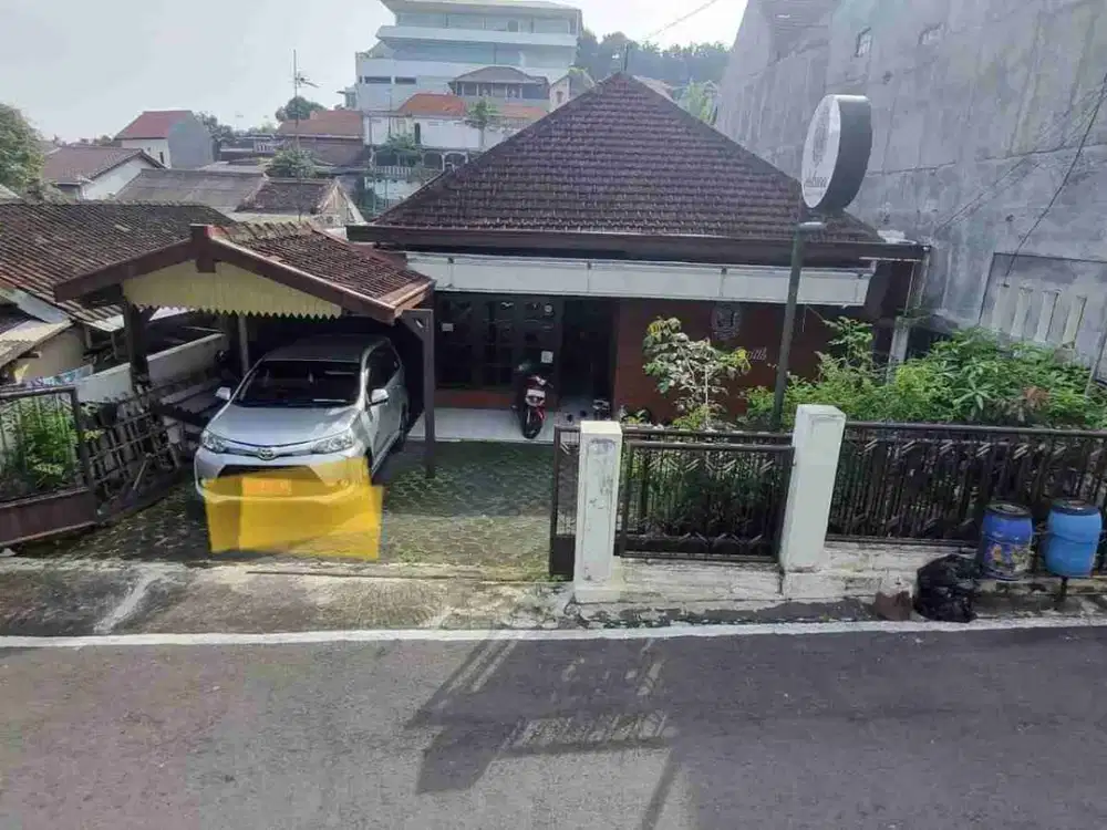 Rumah Tengah Kota di Jl Ngaglik Baru, Bendungan, Gajahmungkur
