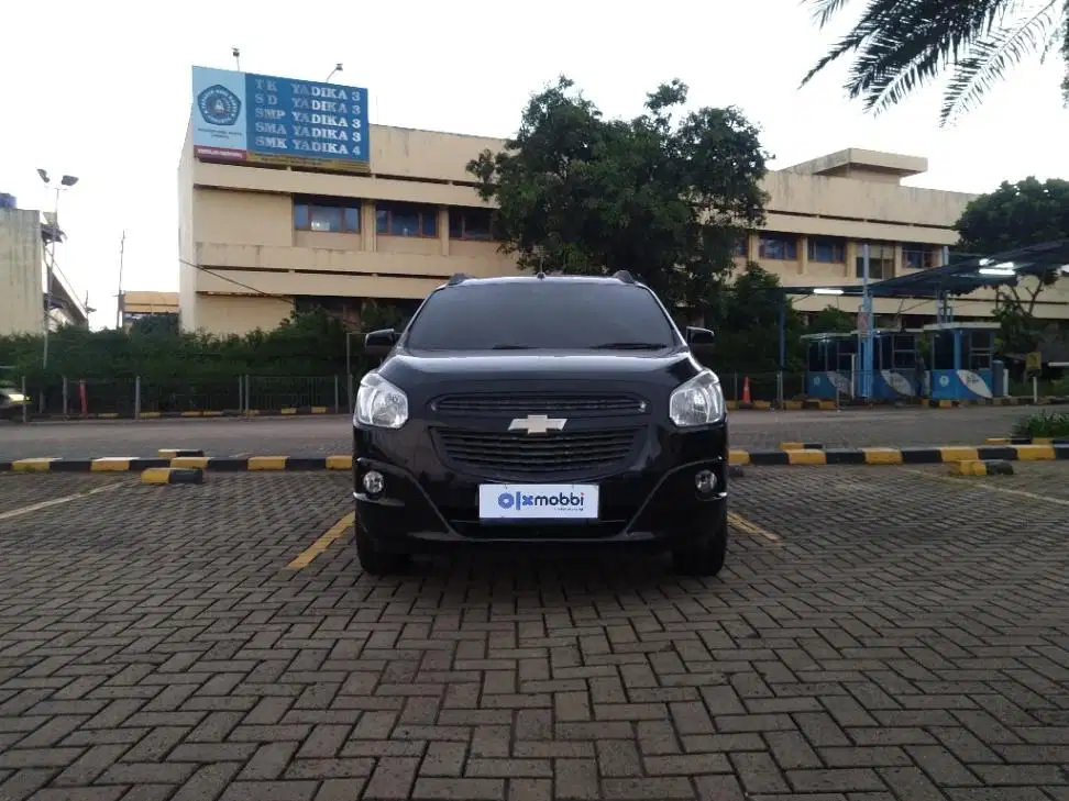 TDP 4,JT, Chevrolet Spin 1.5 LTZ Bensin-AT Hitam 2013