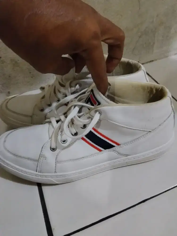 Jualsepatufillawarnaputih