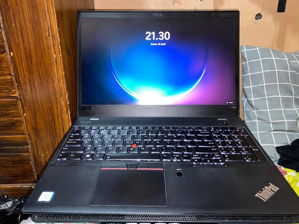 Jual Cepat Laptop ThinkPad t580 | RAM 16GB Ngebut | Negoo Siap pakai