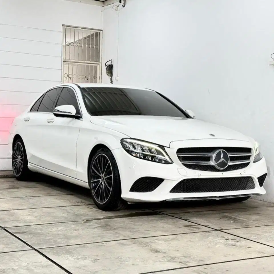 (CASH) Mercedes Benz C200 W205 EQ-Boost 2019
