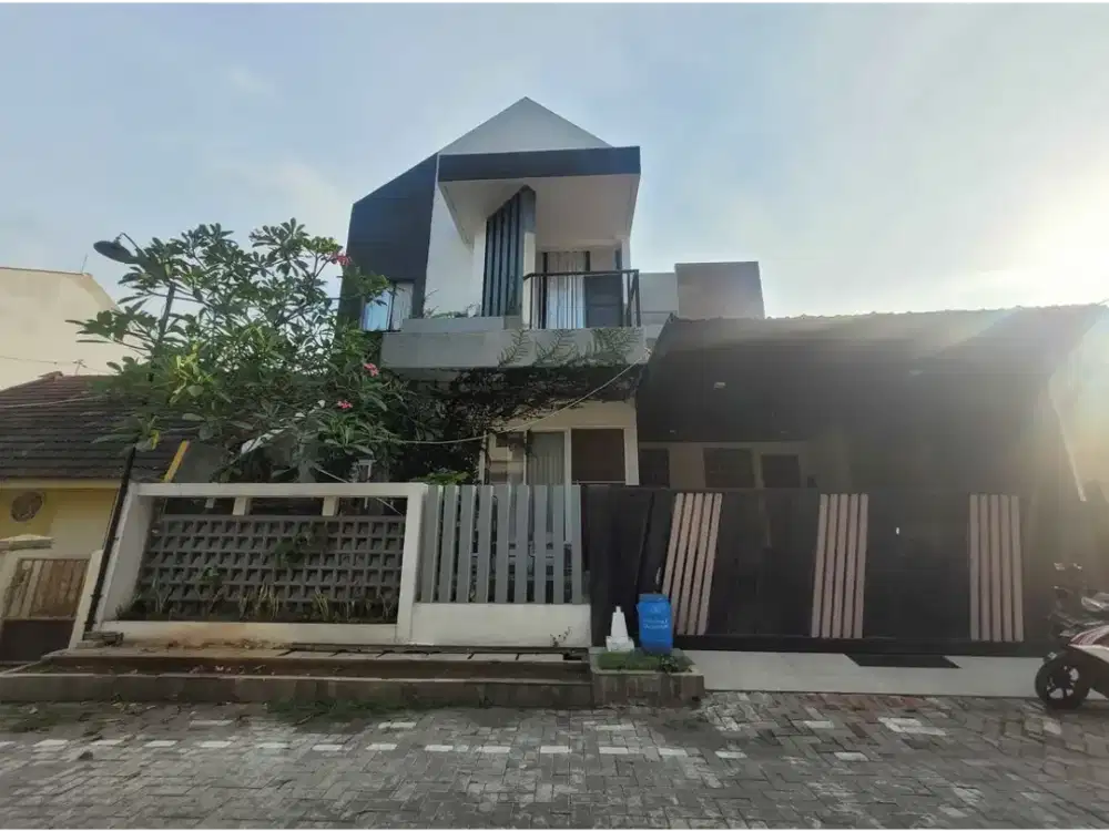 Rumah 2 Lt Bangunan Baru di Jl Sendangsari Utara, Kalicari Pedurungan
