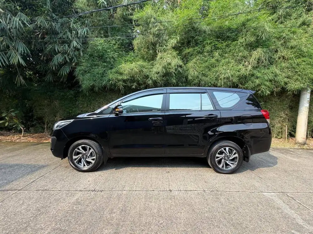 Toyota Innova G 2.4