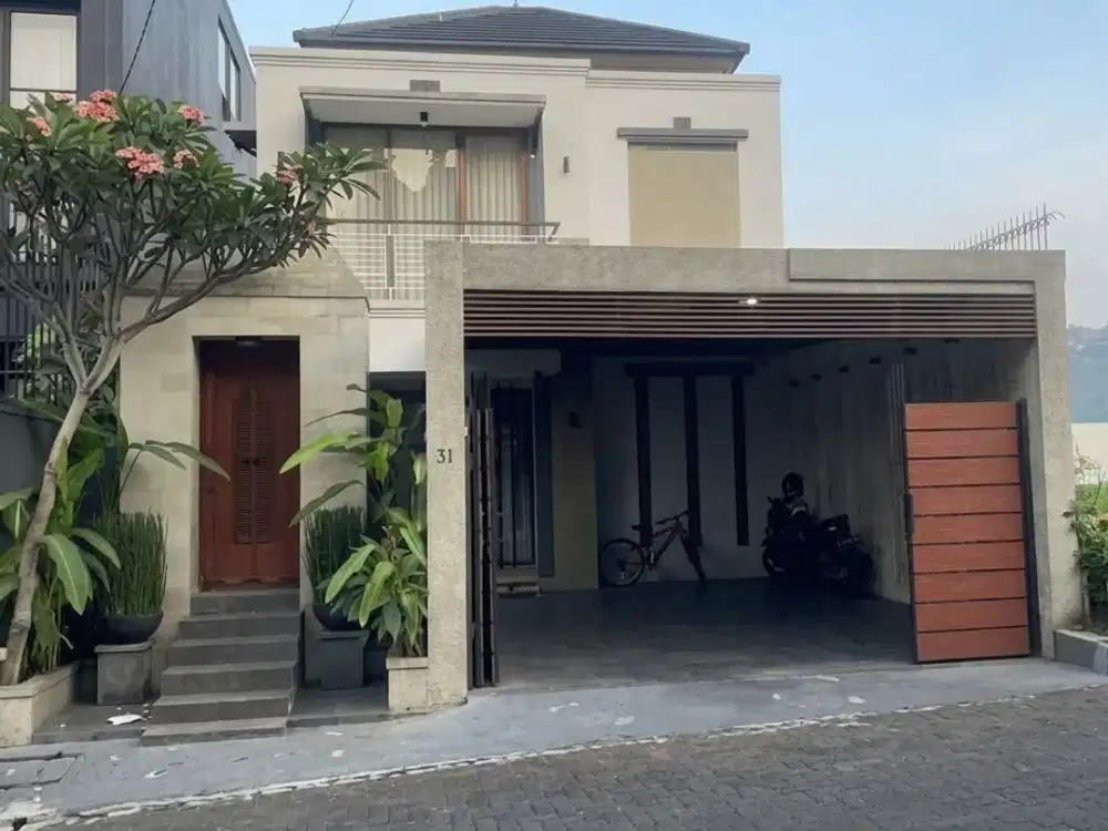 RUMAH BAGUS DI KAMPUNG PADI CISITU DAGO DEKAT ITB BANDUNG