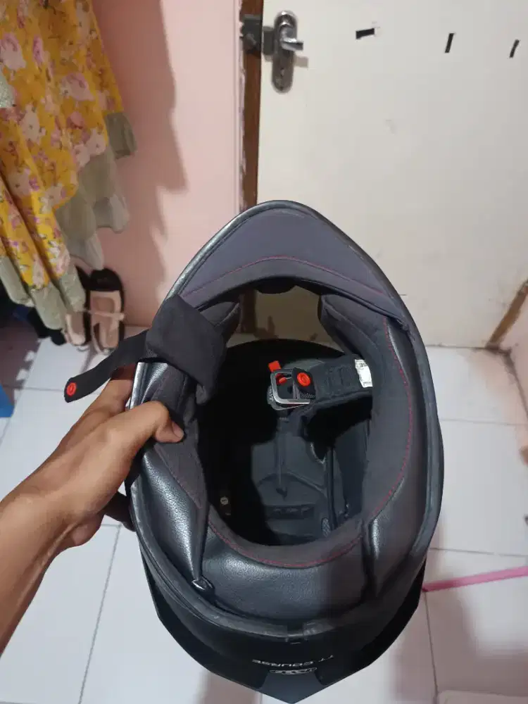 Dijual helm KYT TTC ukuran L minus pemakaian