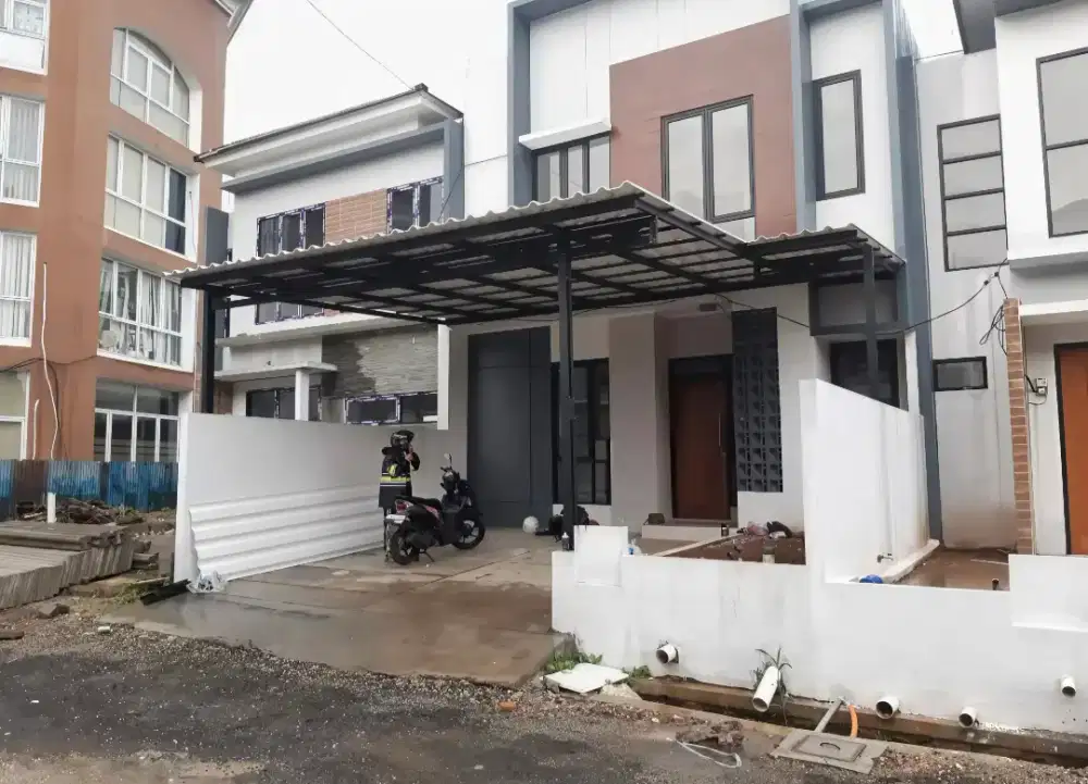 Kanopi baja ringan