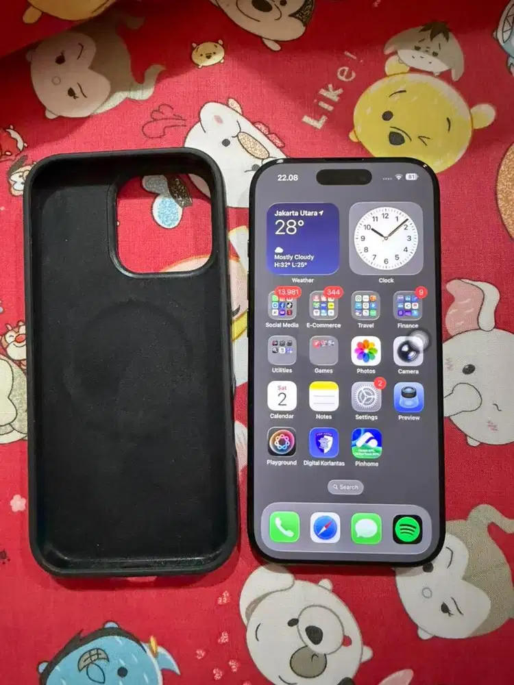 IPHONE 16 PRO 256GB SUPER MULUS NO DENT IBOX GARANSI MASIH PANJANG