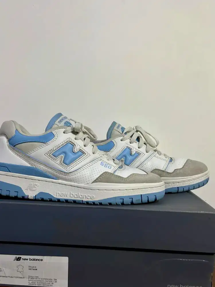 New Balance 550 
[WTS] New Balance 550 White University Blue Grey Toe