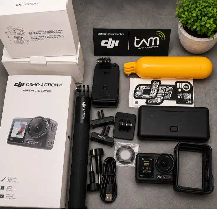 DJI Osmo Action 4 ADVENTURE COMBO Kondisi Like New Mulus No Mines