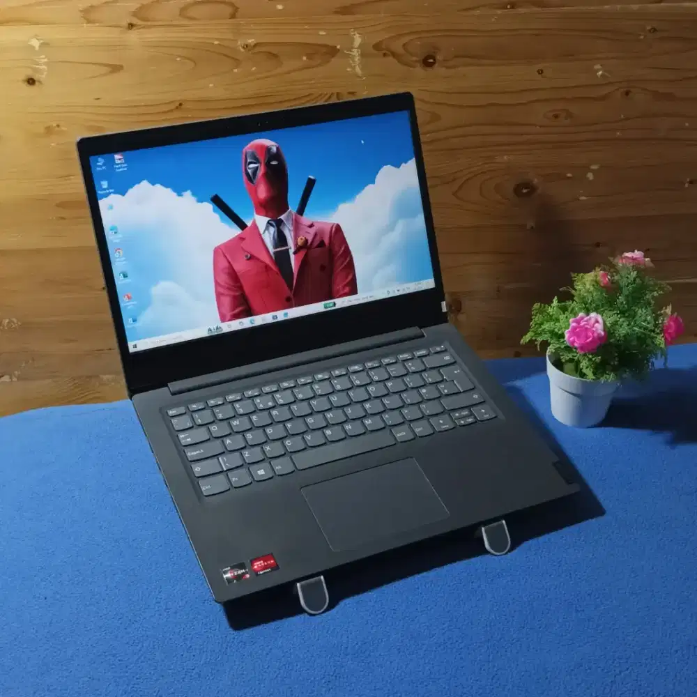 Laptop Lenovo Ryzen 3 SSD256/16