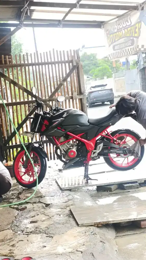 JUAL MOTOR CB 150 STREATFIRE