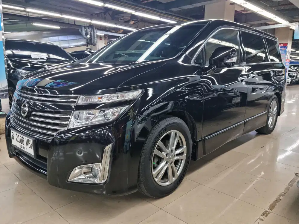 Nissan Elgrand 2012 Bensin