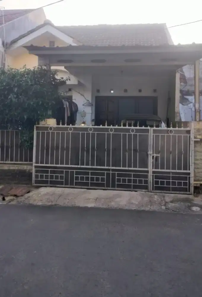 Dijual rumah dukuh zamrud ,LB 54 /LT 78