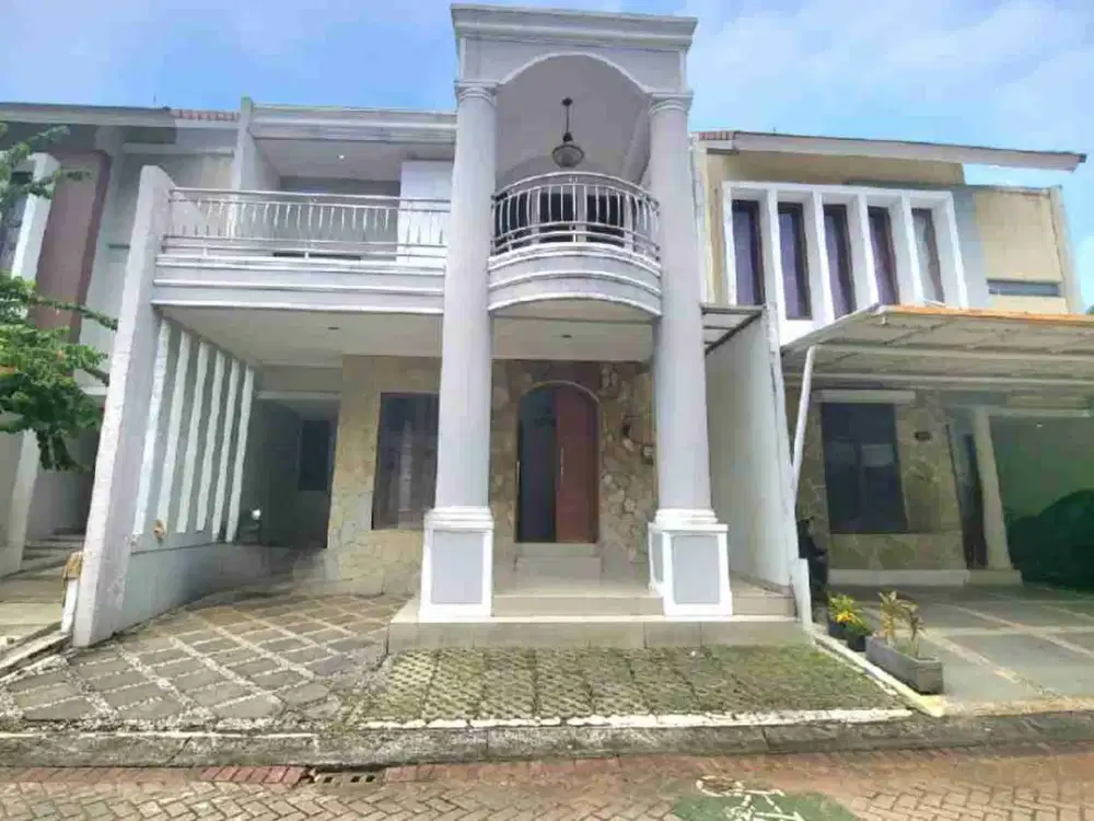 Rumah dilingkungan asrih ada taman belakang siap huni sp0243