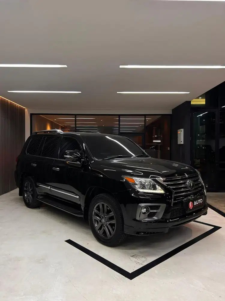 Lexus LX 570 LX570 F-Sport AT 2015 Hitam Km96rb B2612AAC Nik 2014