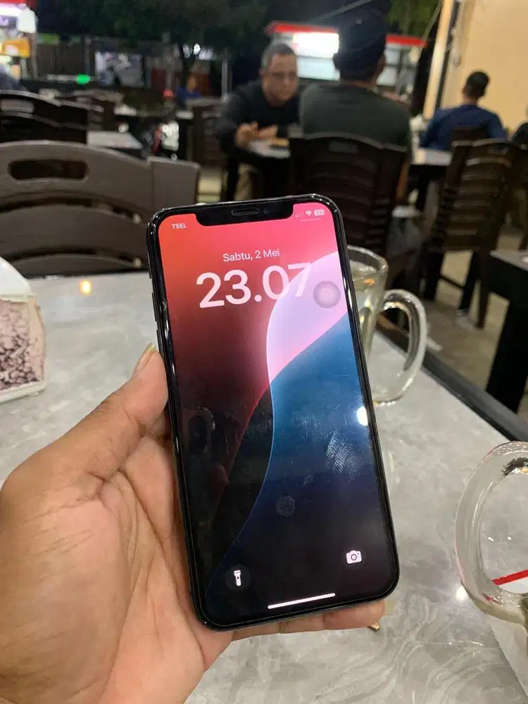 Iphone xs ( 64gb ) Lengkap