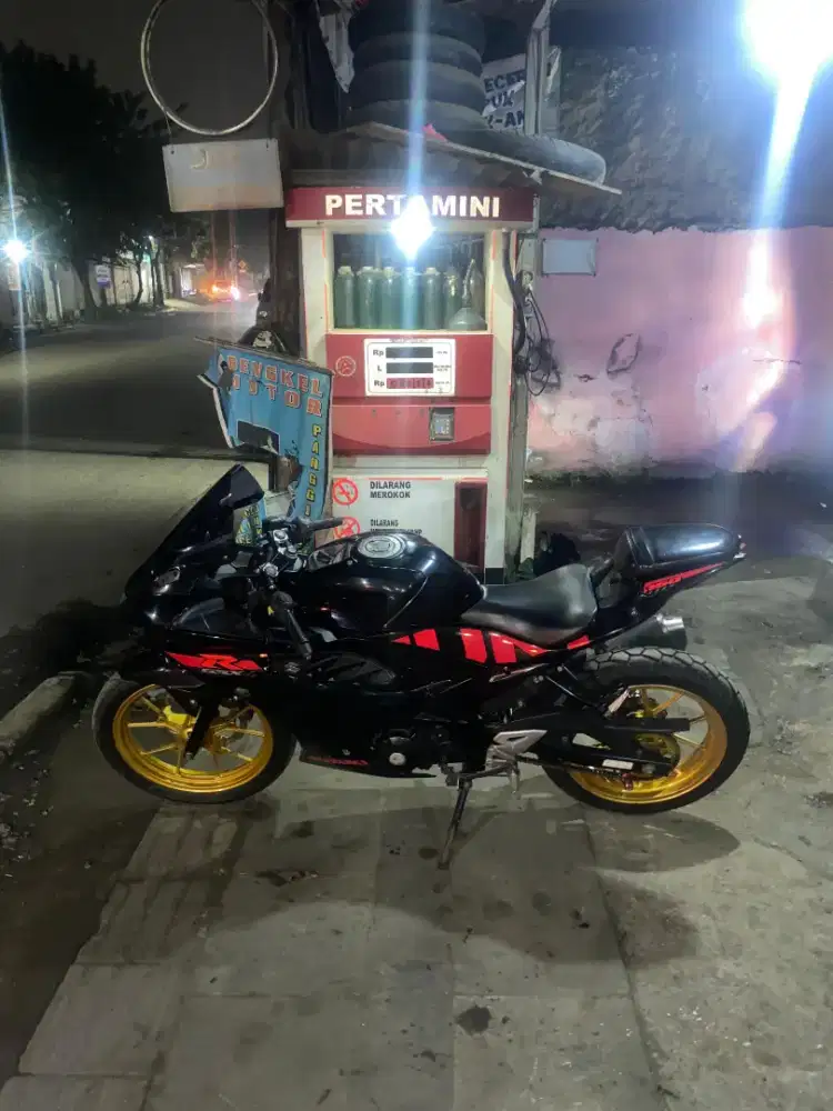 Suzuki gsx 150 Plat A Banten