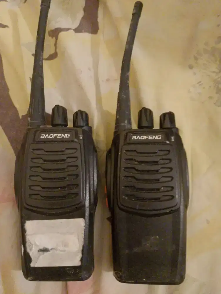 HT / WALKIE TALKIE