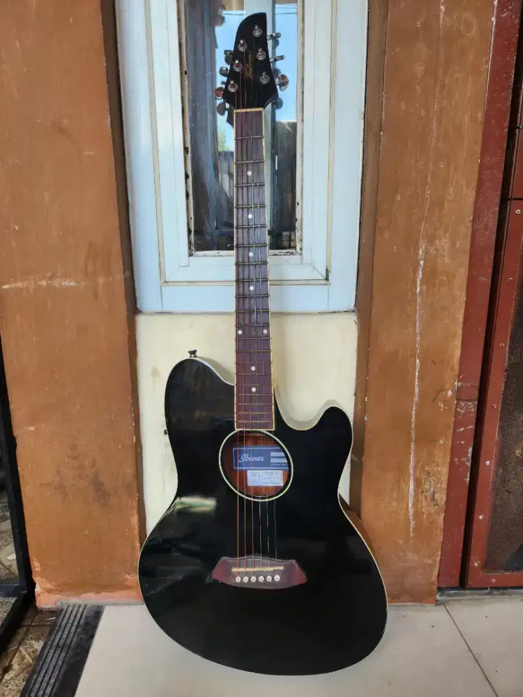 Gitar Ibanez Akustik