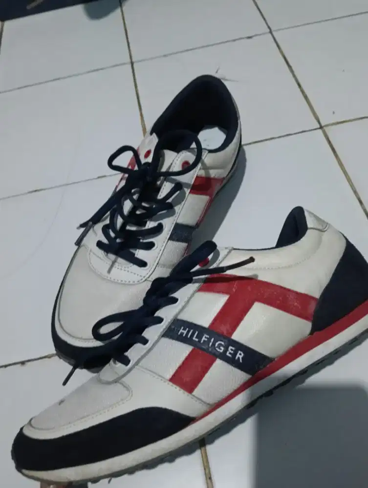 SEPATU TOMMY HILFIGER ORIGINAL