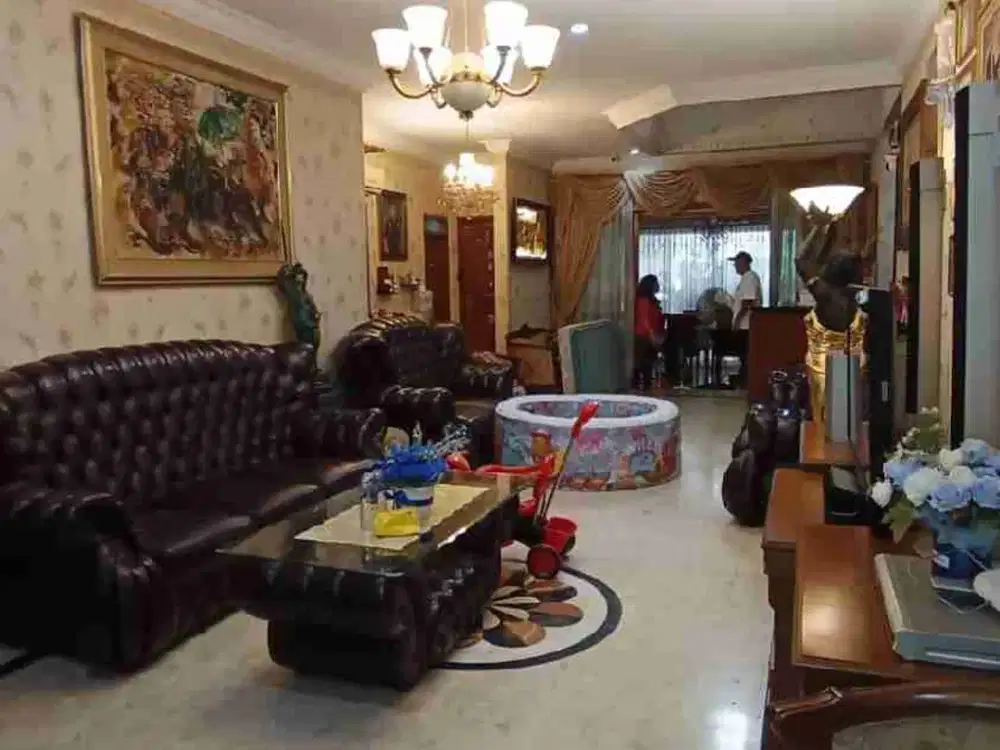 Jual cepat & murah rumah Bintaro sektor 3 semi furnished & jalan utama Tangerang selatan