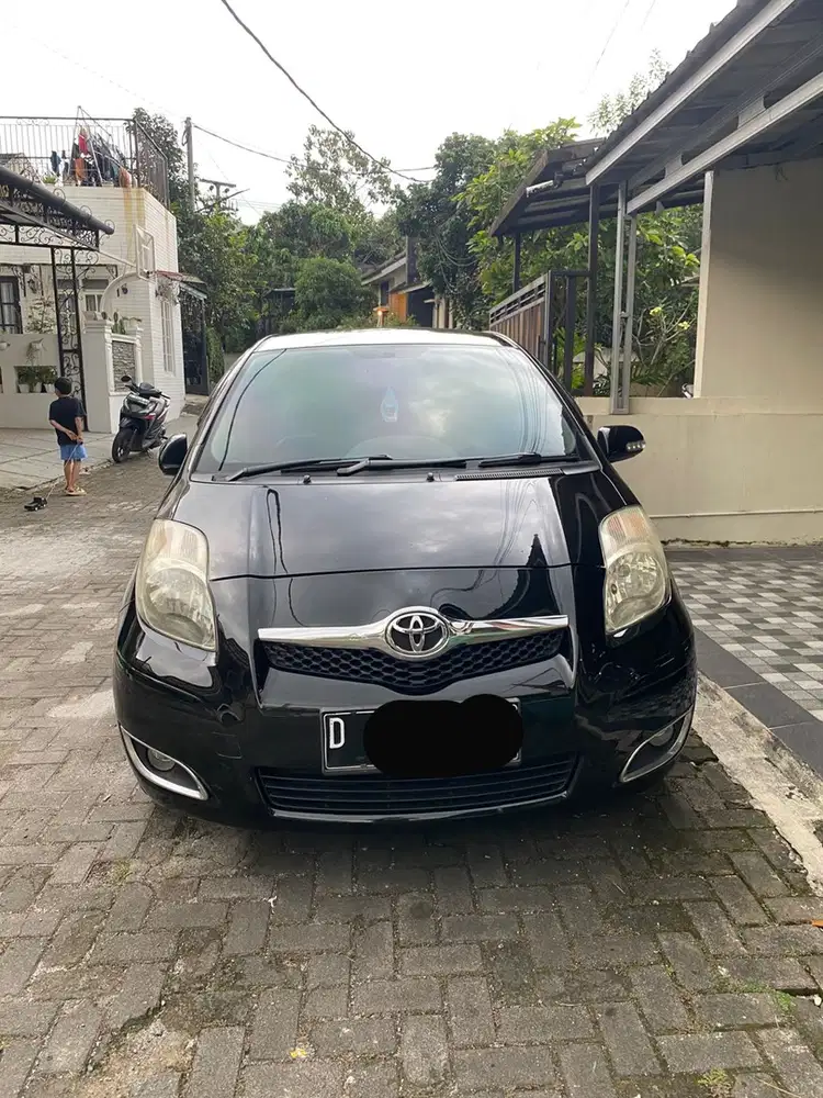 Toyota Yaris 2011 Bensin