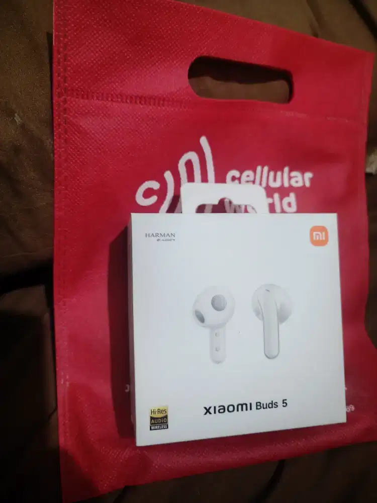 XIOAMI BUDS 5 ( ANC by Harman Kardon )