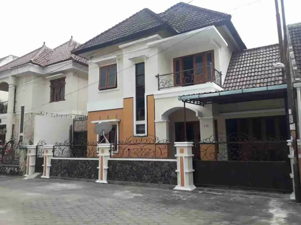 Rumah full furnish dekat UGM jl. kaliurang km 6