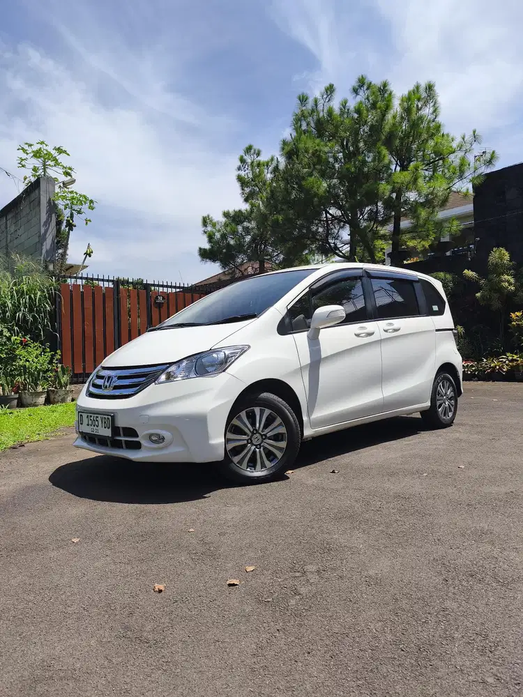 Honda Freed Psd Matic 2016 Putih Low km.40Rb