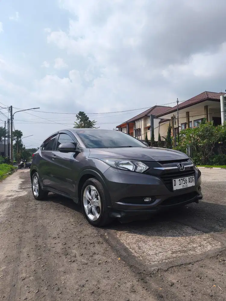 Honda HR-V 1.5 S At 2015 Abu Low km.70Rb