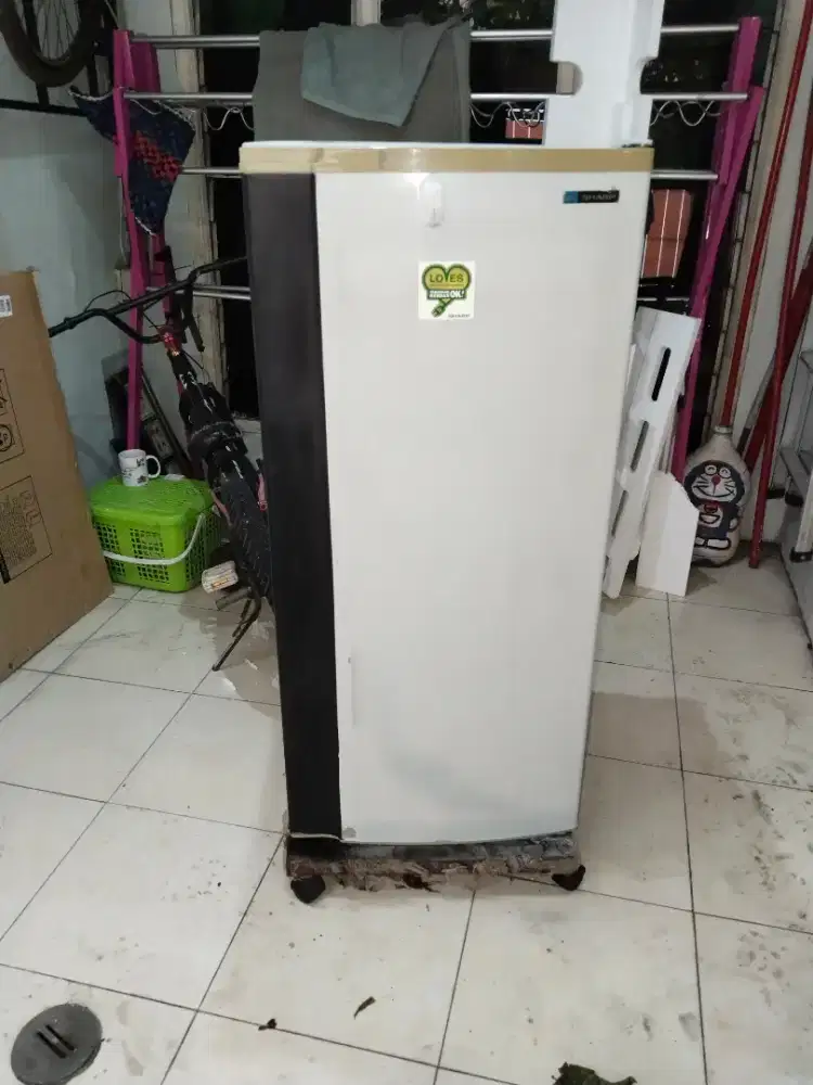 Kulkas bekas di jual murah