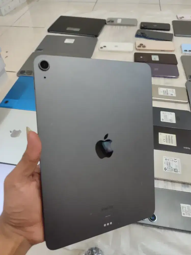 iPad air 5 64 ibox
